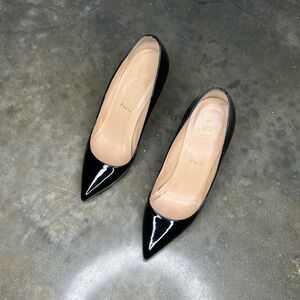 CHRISTIAN LOUBOUTIN
Kate 85 patent-leather pumps